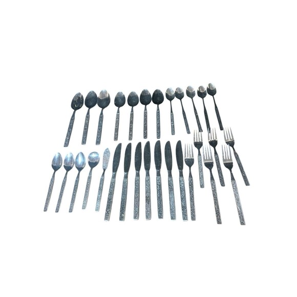 Orleans Stainless Steel Flatware Pattern ORL59 Scrolls Black Accent Vtg 34 Piece - Picture 2 of 14